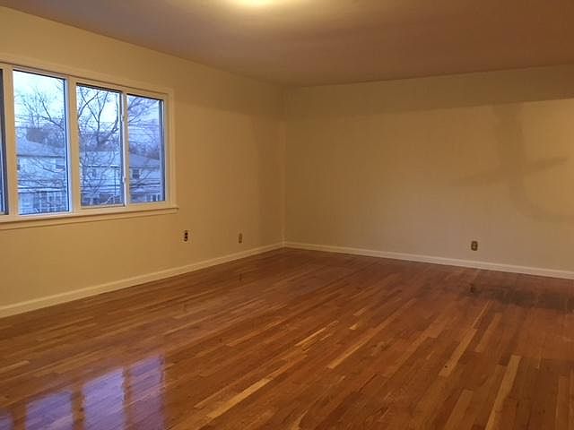 1st image of 24320 72nd Ave #2