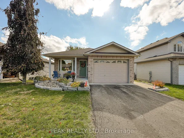 217 North St E, Tillsonburg, ON N4G 1B8