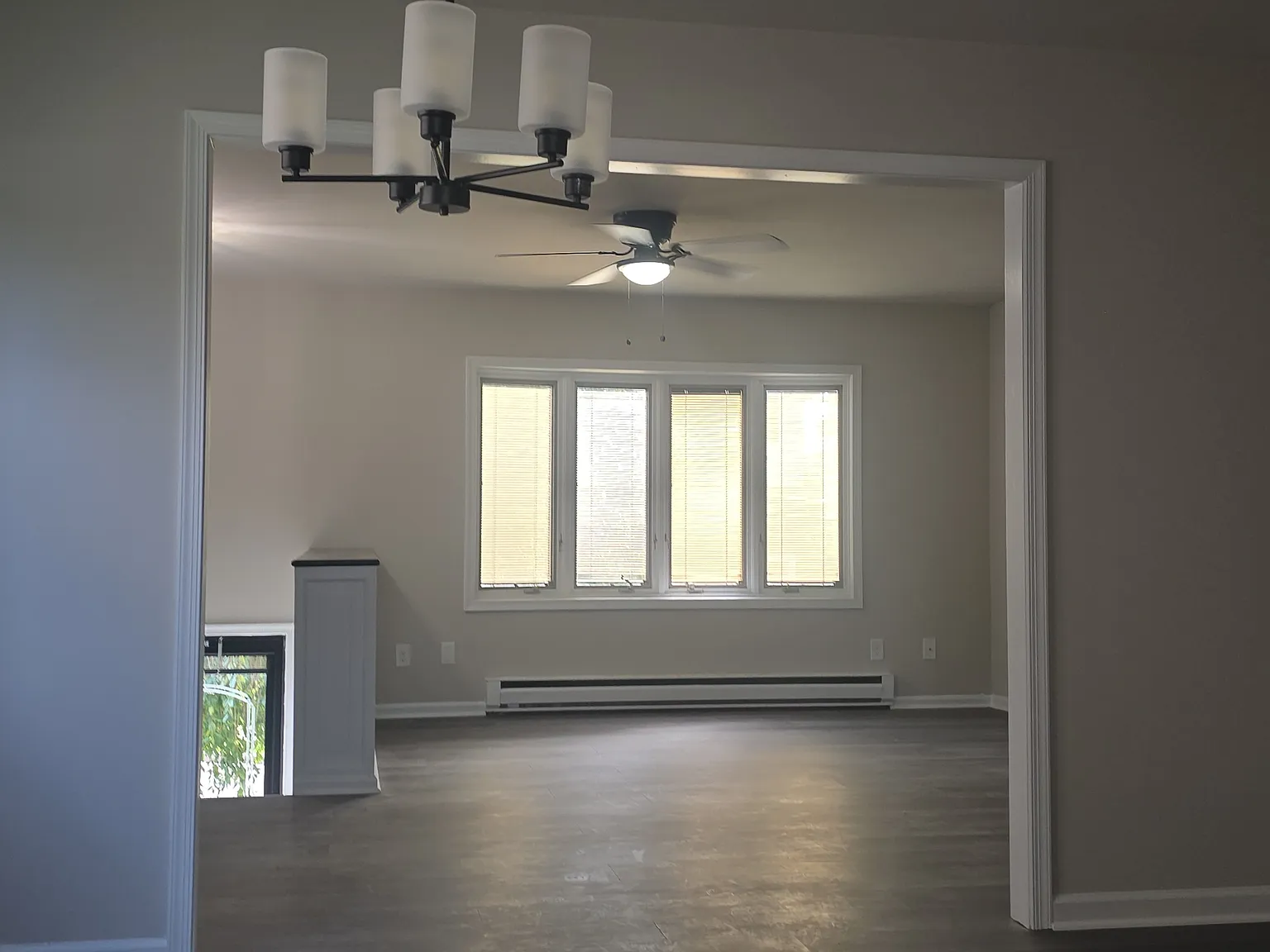 3 bed, 1368 sqft, $2,350 — Photo 4