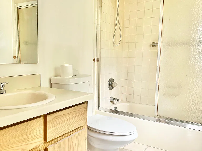 547 Lino Ct — Photo 13