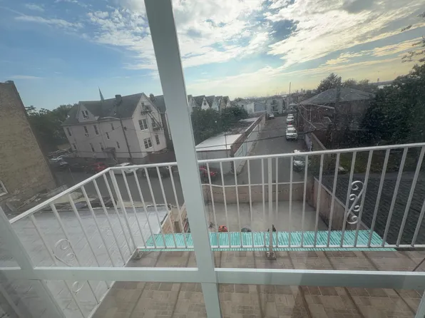 193 Stevens Ave Floor 2, Jersey City, NJ 07305