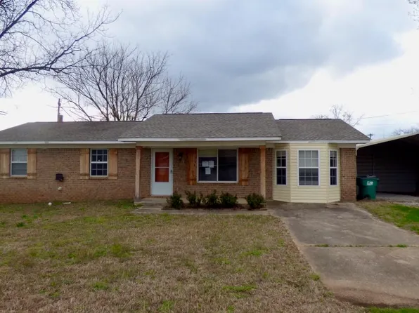 1308 Rush St, Tuscumbia, AL 35674