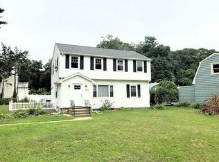 379 Plain St UNIT 379, Braintree, MA 02184