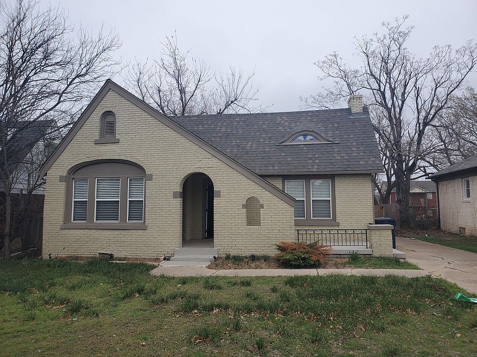 1st image of 2224 N Indiana Ave