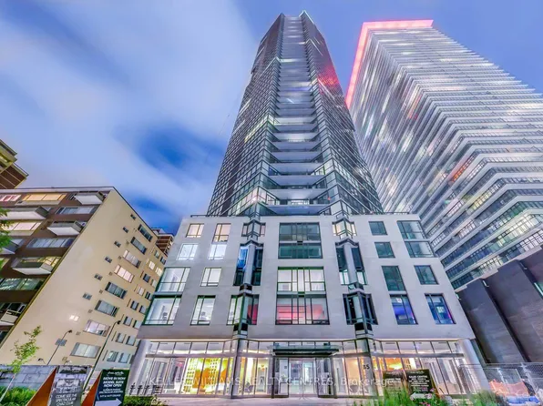 45 Charles St E, Toronto, ON