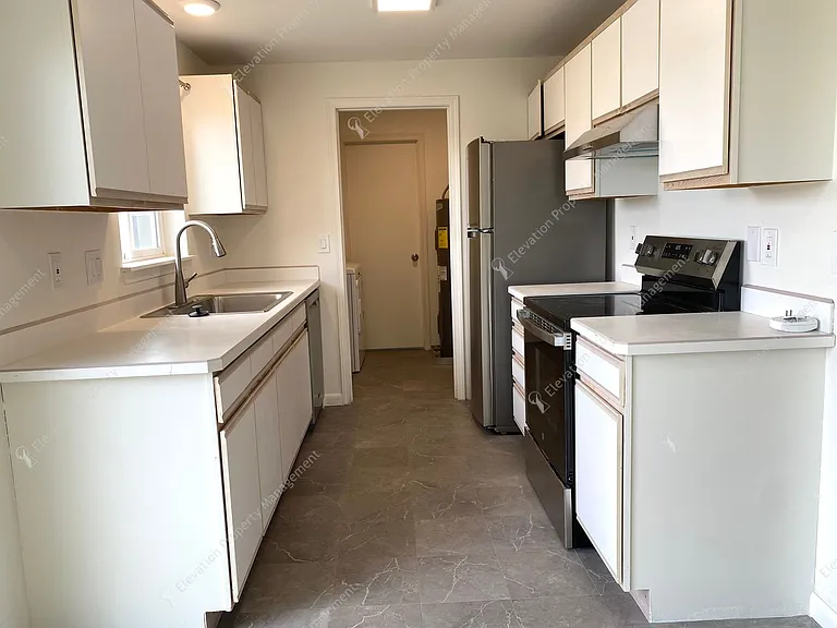 2825 SW Umatilla Ave — Photo 5