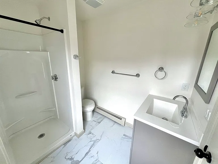2591 Washington St — Photo 8
