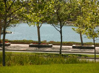 22 Creek Rd APT 12, Irvine, CA 92604