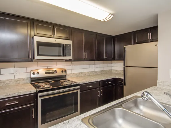 Park Plaza Apartments