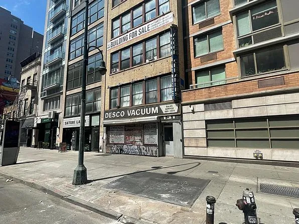 131 W 14th St, New York, NY 10011