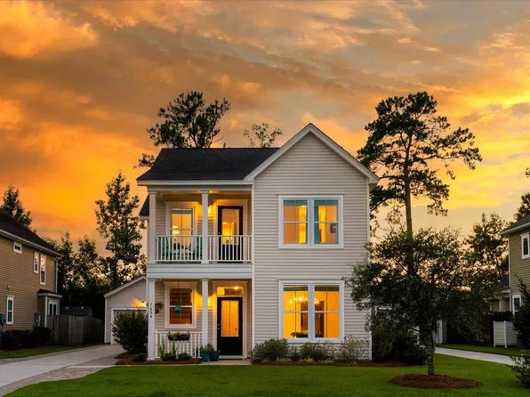 7404 Purser Ln, Hanahan, SC 29410