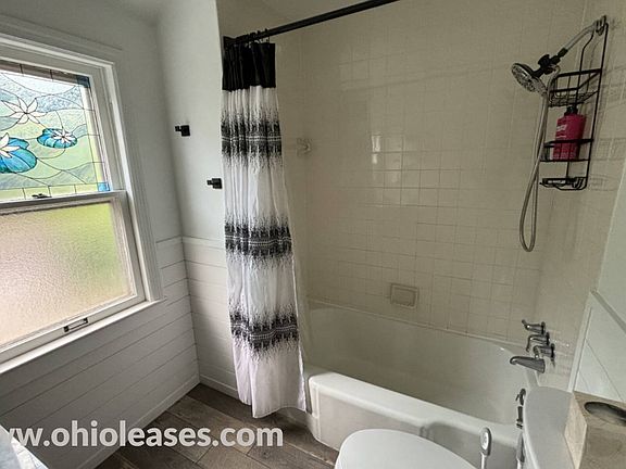 2nd image of 1371 Churchill Rd