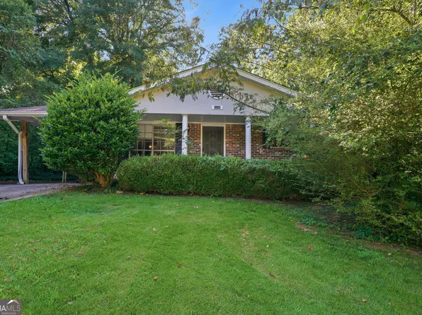 2231 Scotty Cir, Decatur, GA 30032