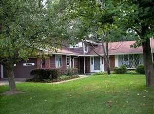 15054 Forestwood Dr, Strongsville, OH
