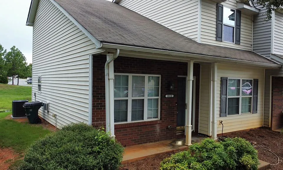 10131 Ballyclare Ct