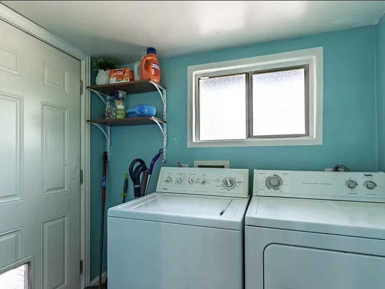 2618 E Harvard St — Photo 9