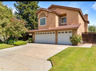 988 E Edgemont Dr, Fresno, CA