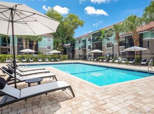 730 S Park Rd #101, Hollywood, FL 33021