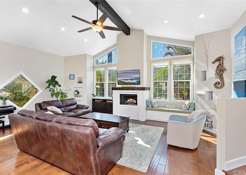 2nd image of 163 Electric Ave