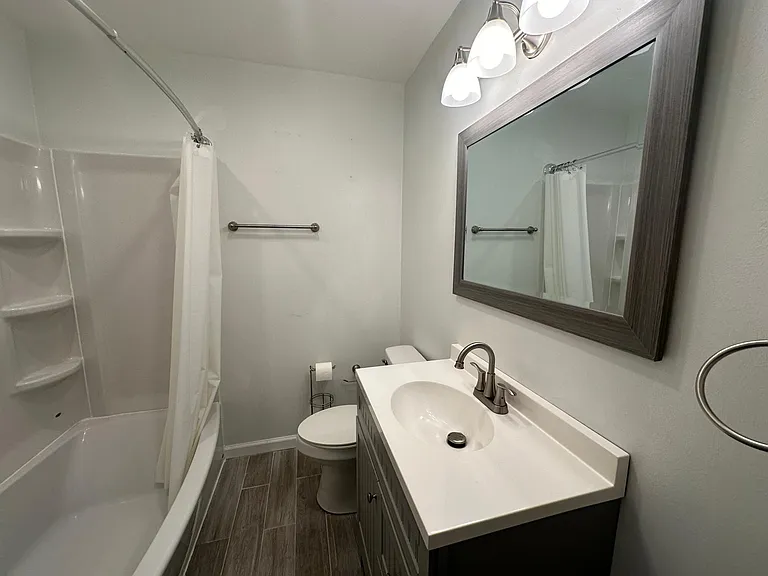 2141 Jeffrey Dr — Photo 16