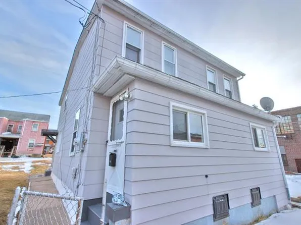 43 E Washington St, McAdoo, PA 18237