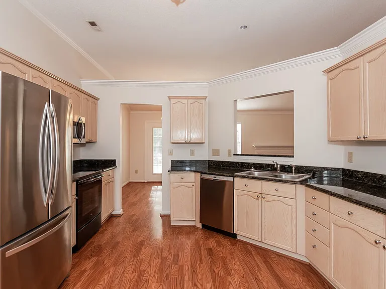 3407 Mayhurst Dr — Photo 7