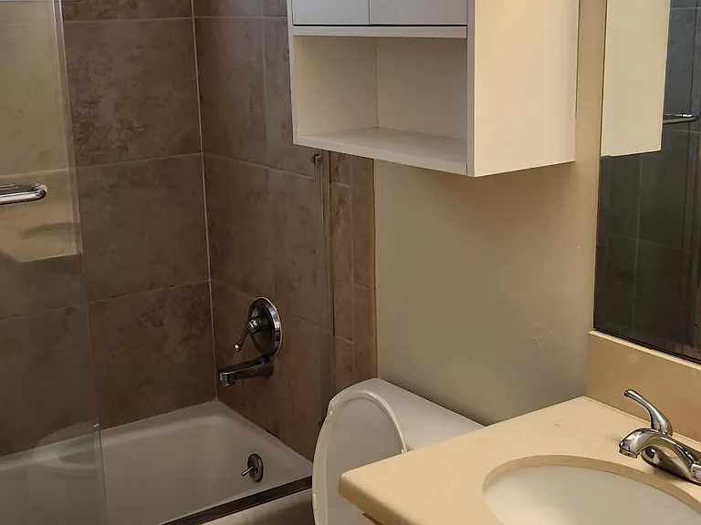 1308 Palos Verdes Dr #6 — Photo 8
