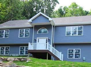 178 Mexico Ln, Mahopac, NY 10541