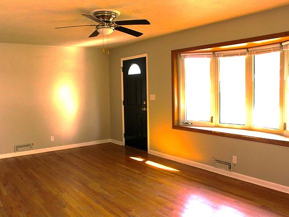 2nd image of 2208 Wesley St