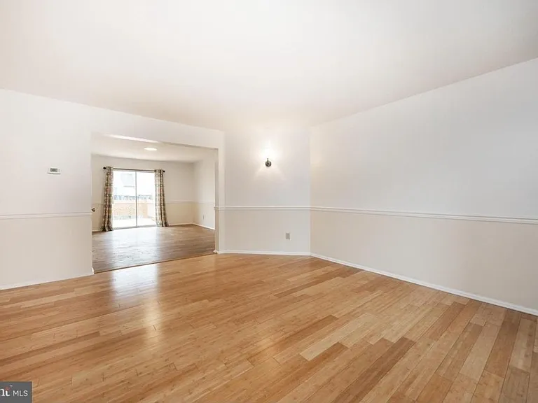 270 Grimley Rd — Photo 16