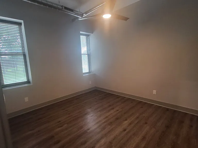 1703 Home Ave #205 — Photo 11