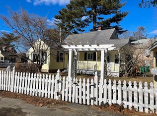 76 Furnace Ln, Pembroke, MA 02359