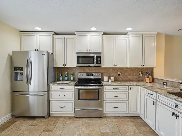637 Pinellas Bayway S #105 — Photo 18