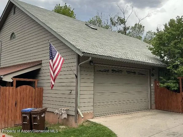 1075 Park West Dr, Glenwood Springs, CO 81601