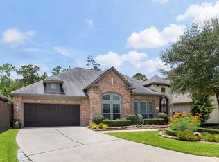 35 Avalon Oaks Ct, Spring, TX 77381
