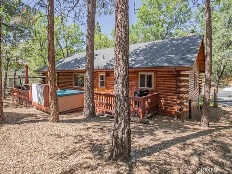 1793 Columbine Dr — Photo 24