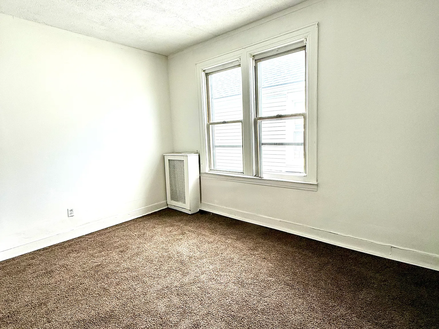 1 bed, $2,000 — Photo 4