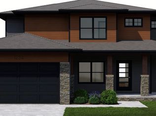 6872 Stony Point Dr, Papillion, NE 68133