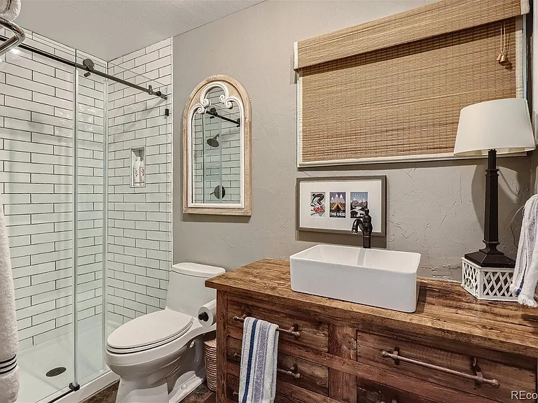 5788 Oak Creek Ln — Photo 16
