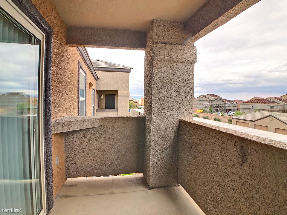 09_Balcony3