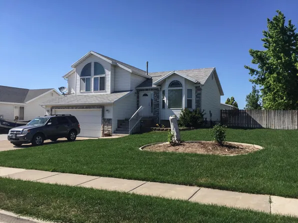 728 W 1960 N, Clinton, UT 84015