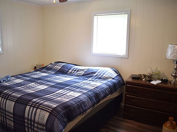 4th image of 142 Walnut Dr