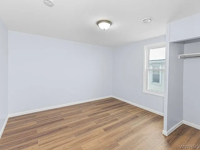 2 bed, 1.0 bath, 4125 sqft, $1,300 — Photo 4