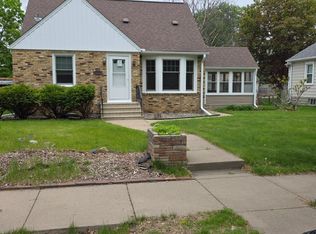 4030 Vera Cruz Ave N, Robbinsdale, MN 55422