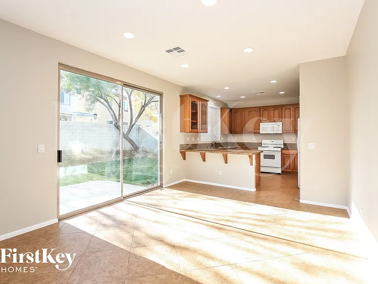 1849 Arch Stone Ave — Photo 4