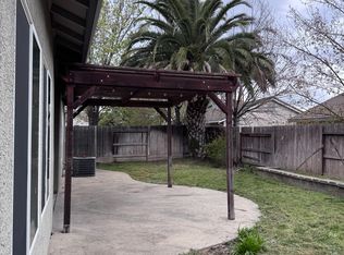 5530 Birdview Way, Elk Grove, CA 95757