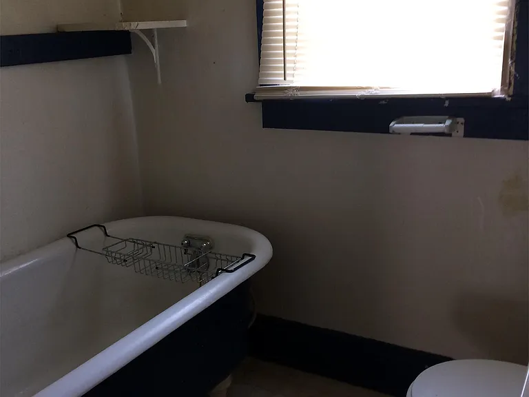 409 Norwood Ave — Photo 11