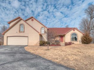 2601 N Kingsdale St, Joplin, MO 64804