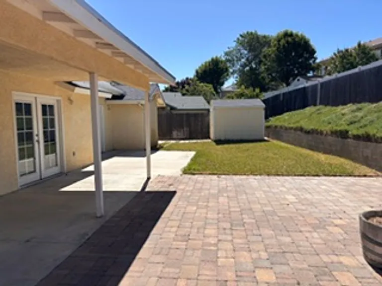 458 Sherwood Pl — Photo 31