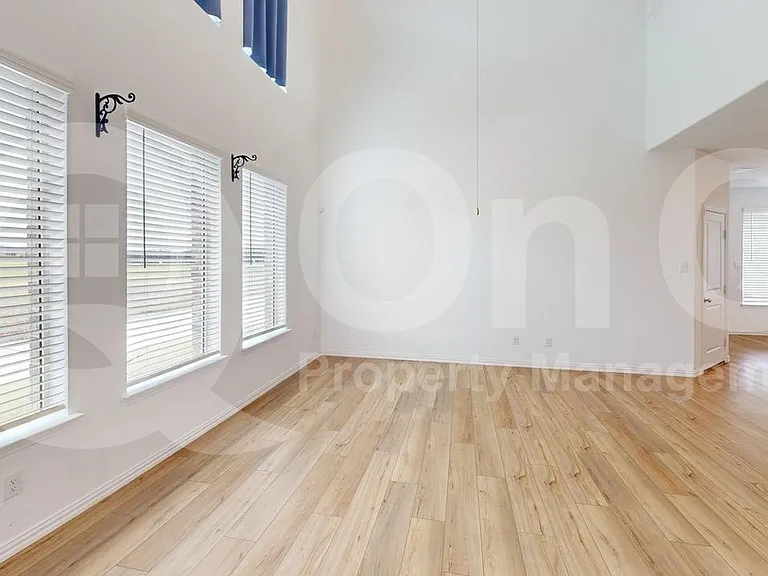 3750 Honey Daisy Dr — Photo 7